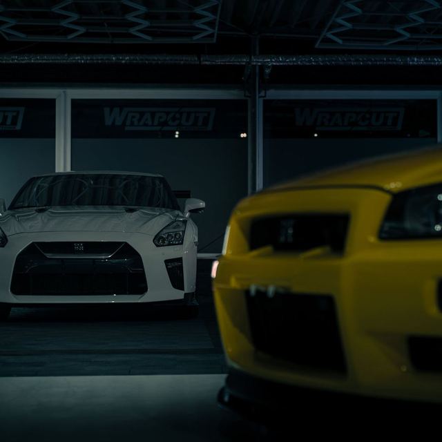 Instagram-Beitrag: JDM Showroom mit GT-R und Skyline R34